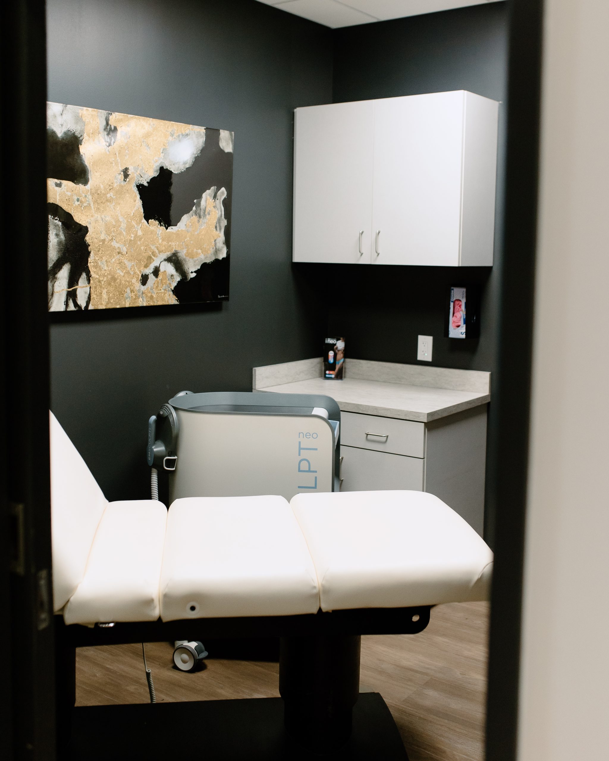 Treatment room at Sakoon Aesthetics and Wellness in Omaha and Fremont